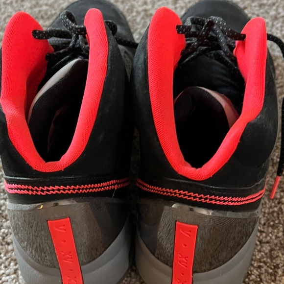 Jordan Future Flight Remix - Picture 2 of 2